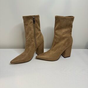 Marc Fisher LTD Camel Suede Pointed Toe Ankle Boots Block Heel 8M‎